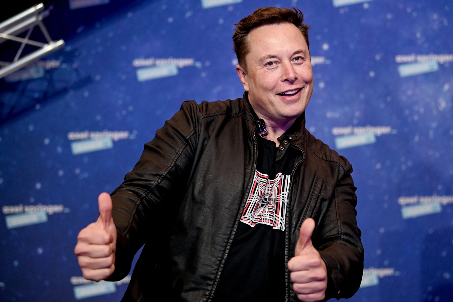 Grok aberto acelera disputa de Musk com OpenAI