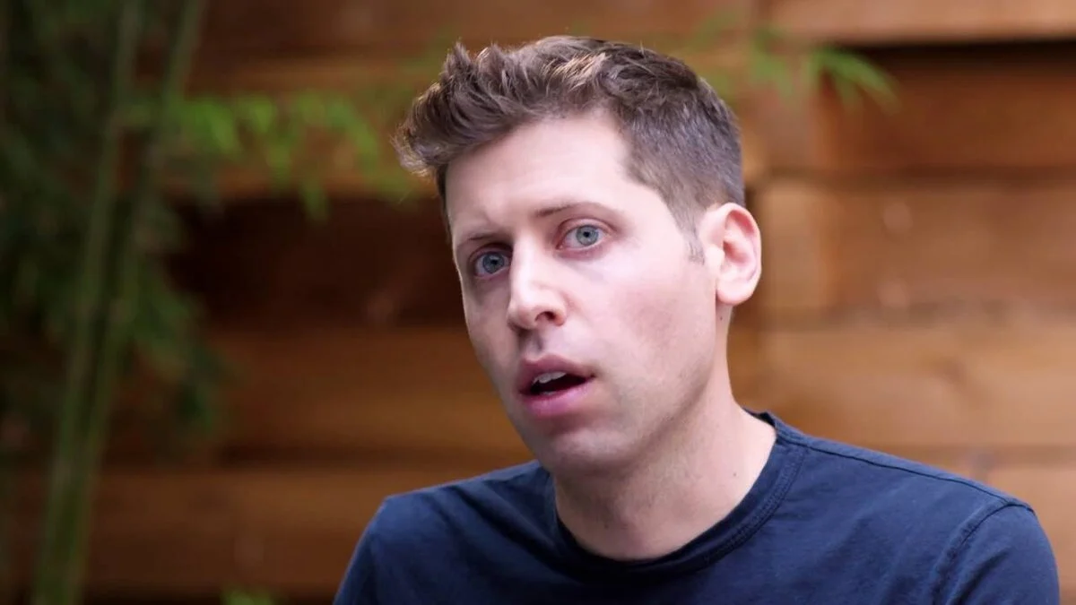 Sam Altman volta ao comando da OpenAI